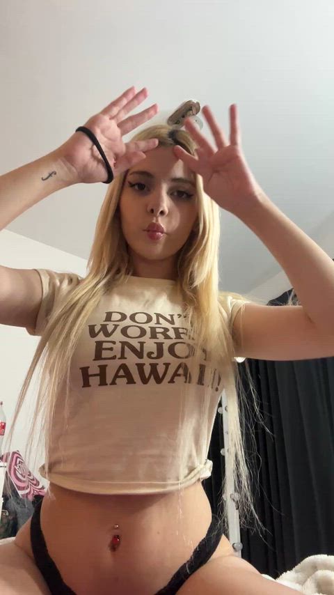 who else like plushies titties and kisses