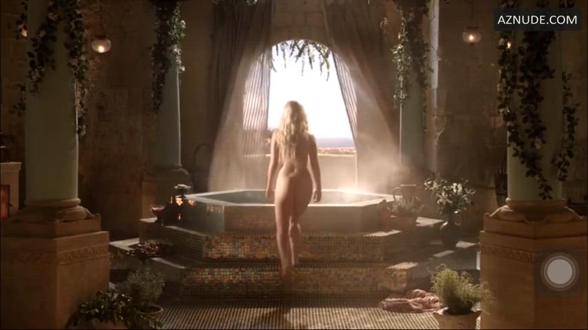 Emilia Clarke   - Game of Thrones