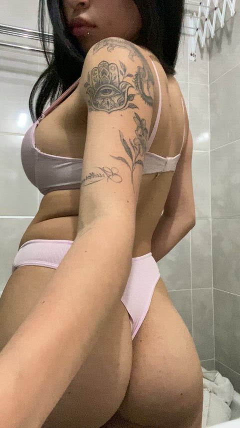 do you want to eat this booty?