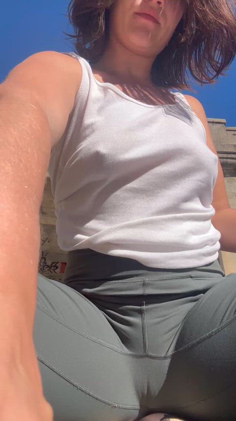 The sunshine makes me wet…