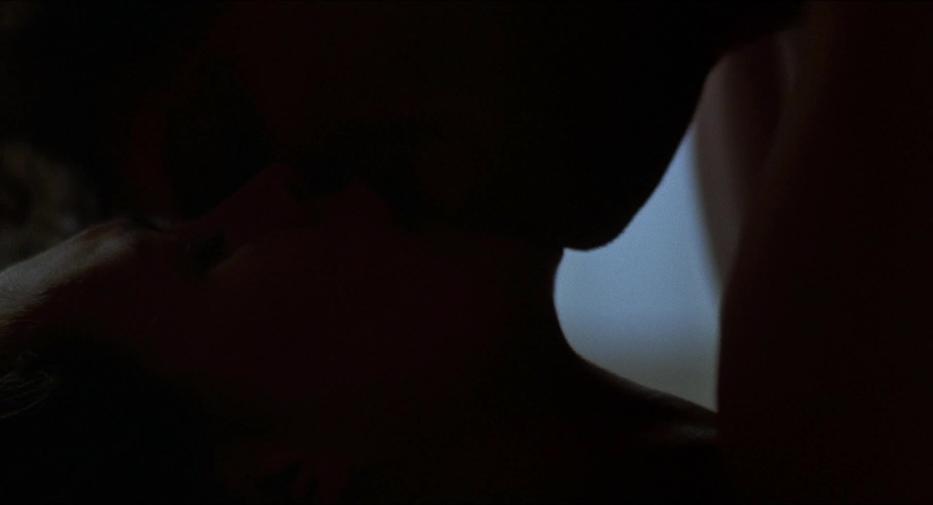 Jamie Lee Curtis Glistening Abs in Blue Steel