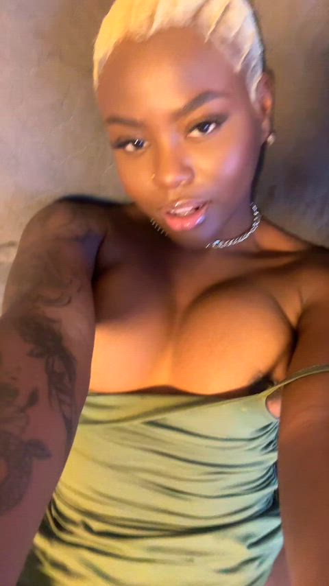 Wld you eat my pussy as a friend?