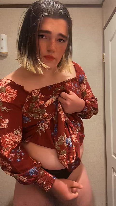 Is my girlfriend doing a good girl on her sissy project