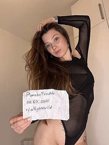 Amateur OnlyFans Teen Porn image by ponchofreddo