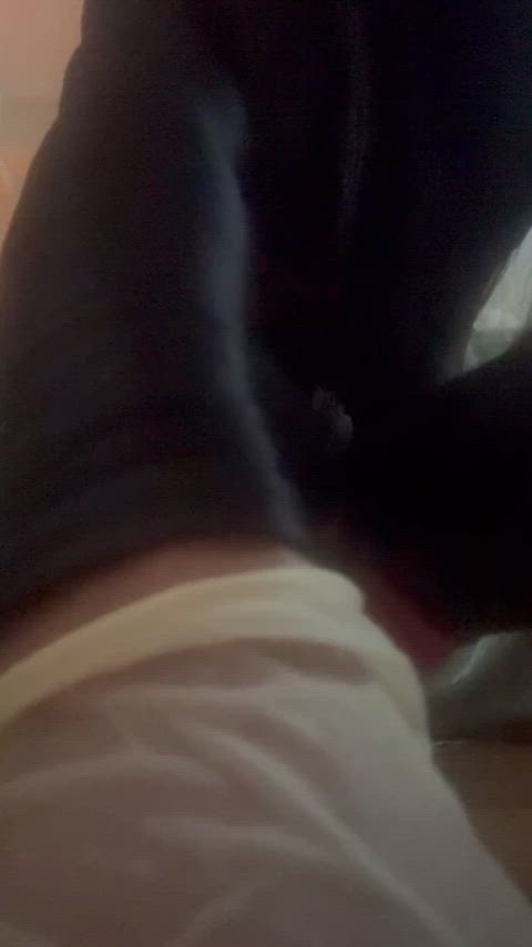 It almost flew off! 🙈