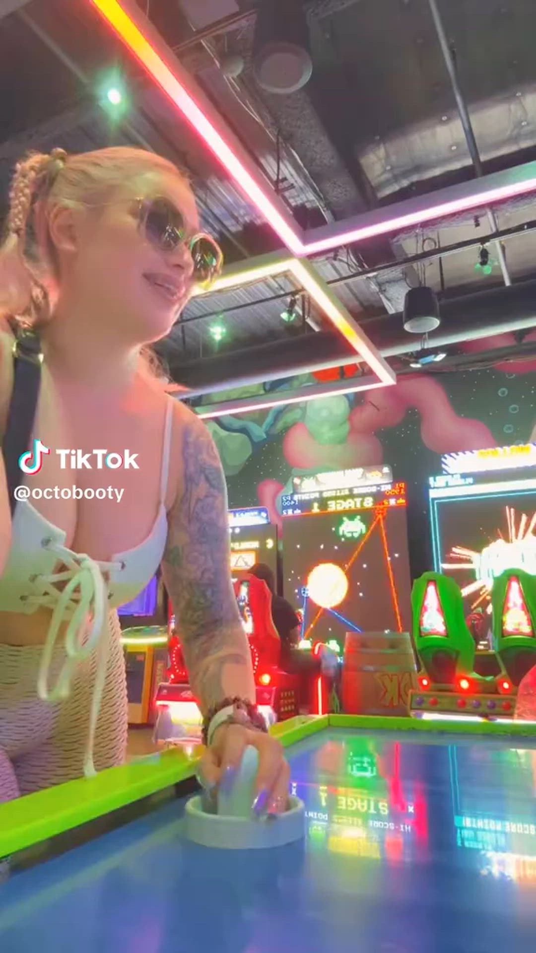 GIF thumbnail
