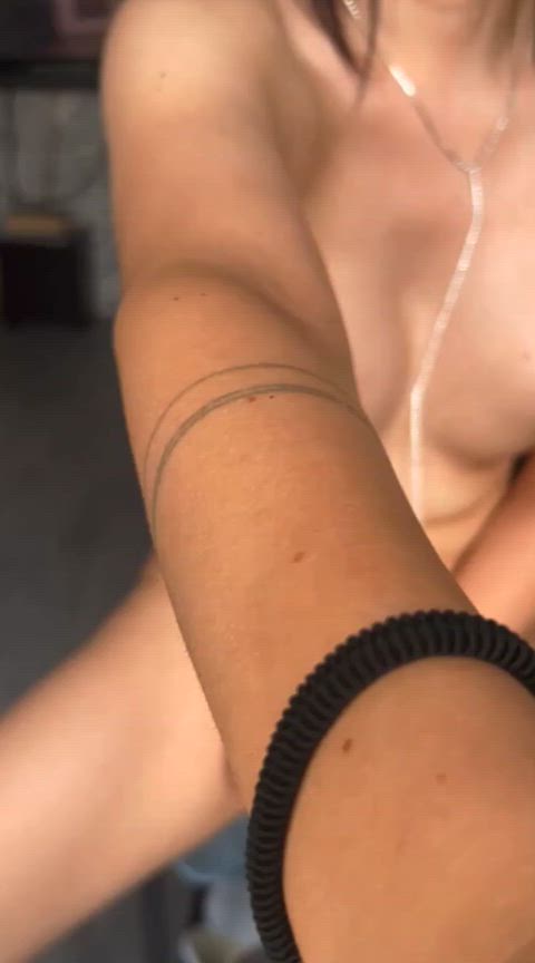 can i send u cock vids