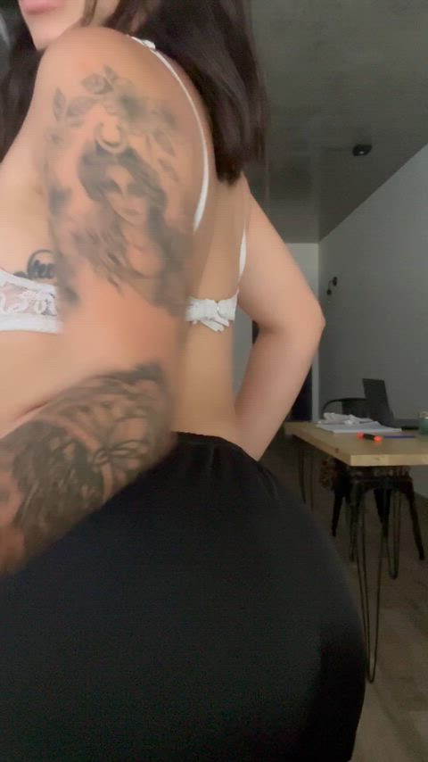 Do you like this clapping sound?