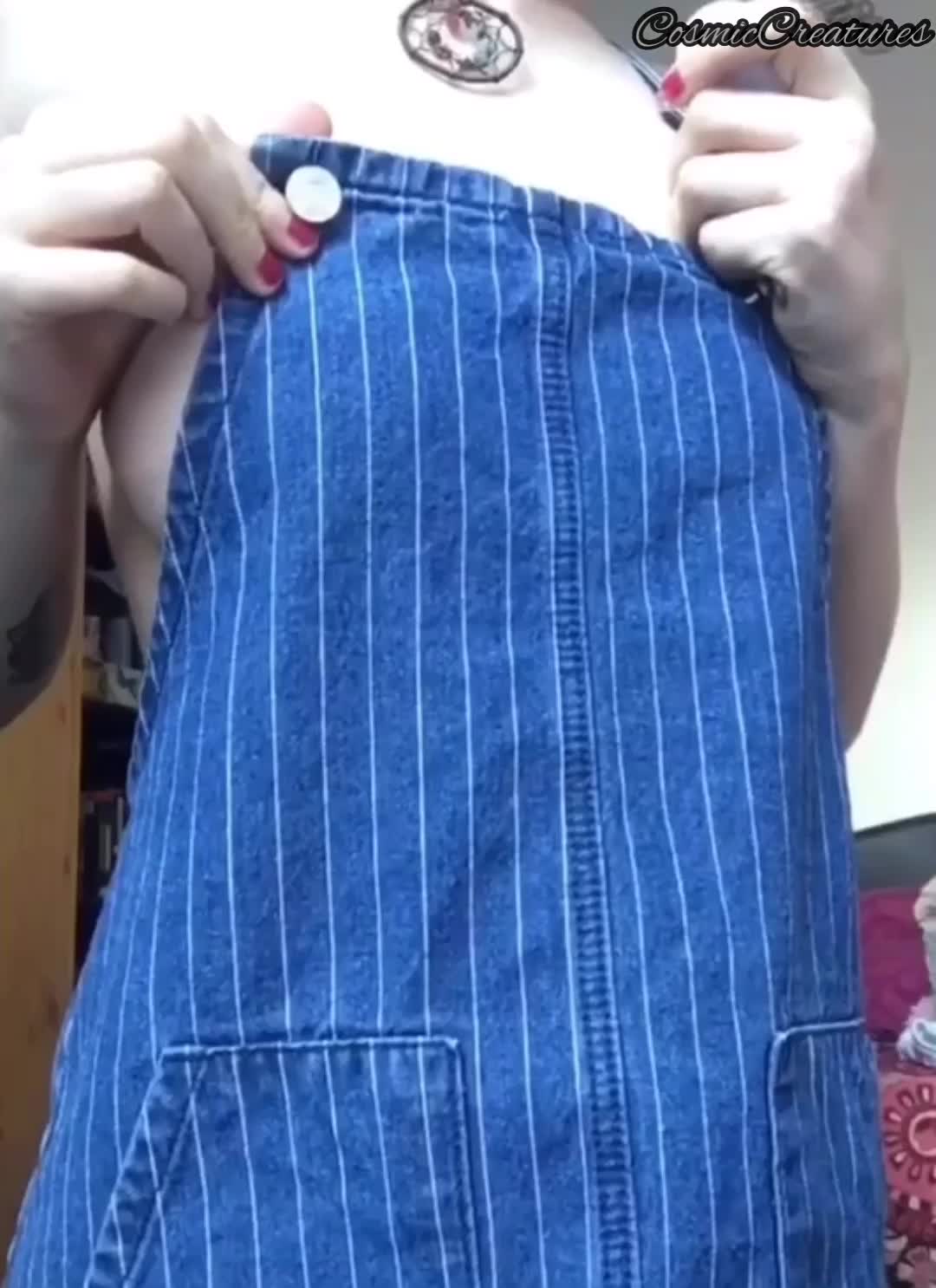 dungarees peekaboob