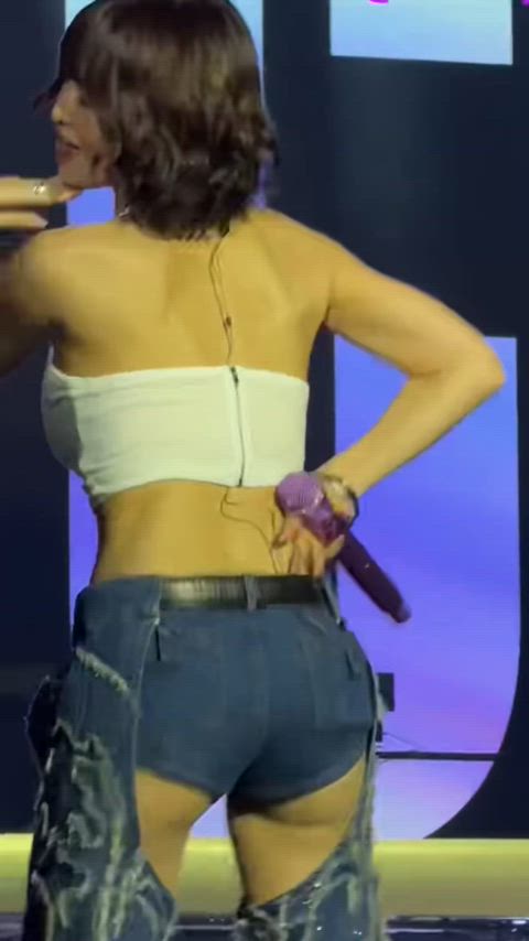 TWICE - Momo