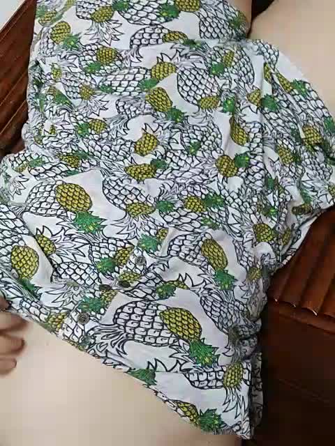 Strip it off me 🍍 Now!
