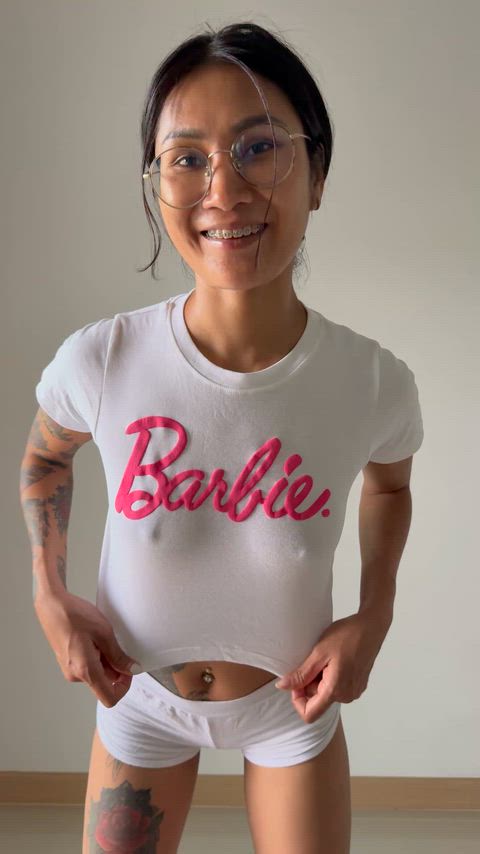 Any BWC wanna stretch a tiny Asian Barbie?