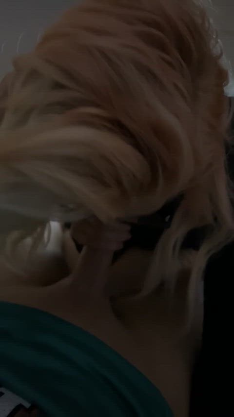 Sexy aussie wife slurps on a tasty cock thumbnail