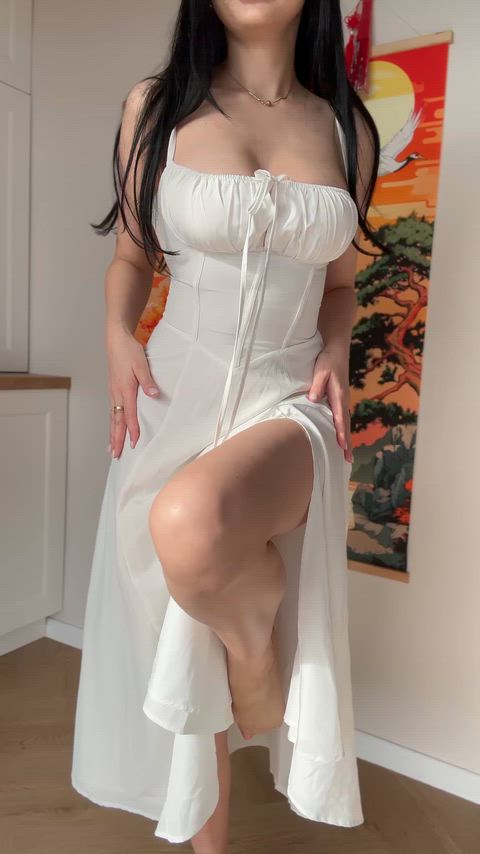 Revealing my perky milkers