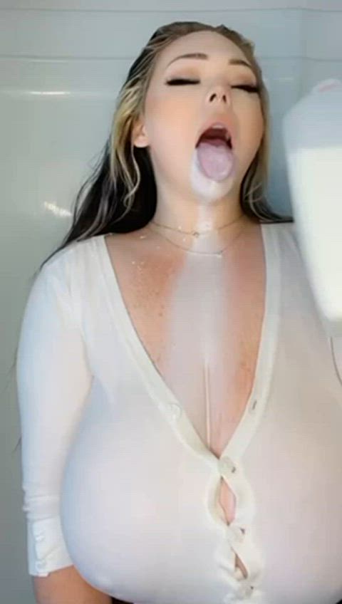 Big Tits MILF OnlyFans Tits Porn GIF by onlyalysson
