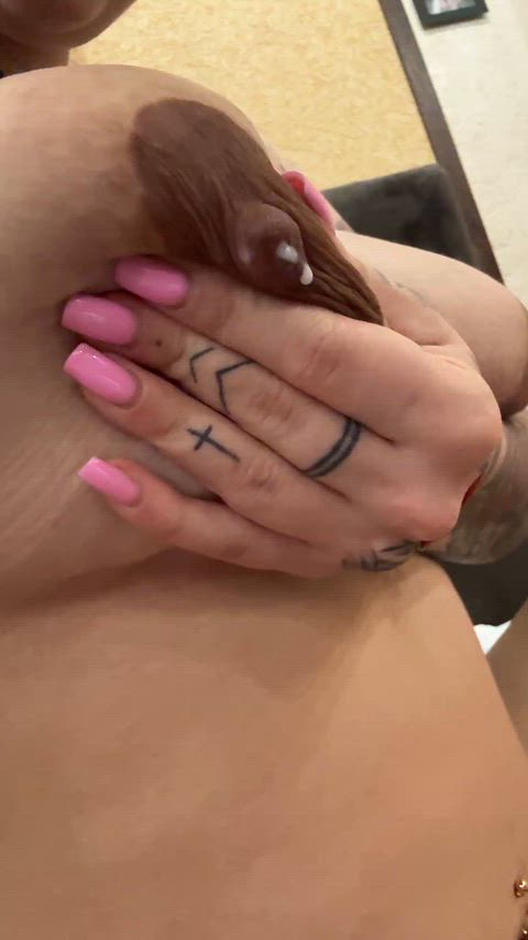 Mommy's tits dripping - come lick it