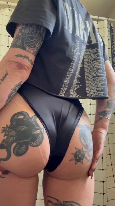 Do you like dirty panties and a tight tattooed ass? 😈🍑 How about facial blow jobs and wedgie vids? 😛 What about watching me get railed POV? You might like my Onlyfans 🍒