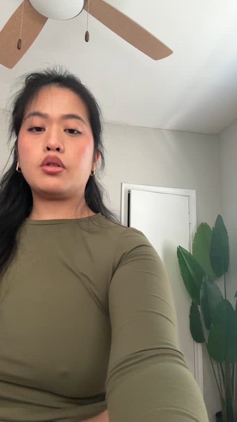 Any guys in here that are into big titty asian like me?
