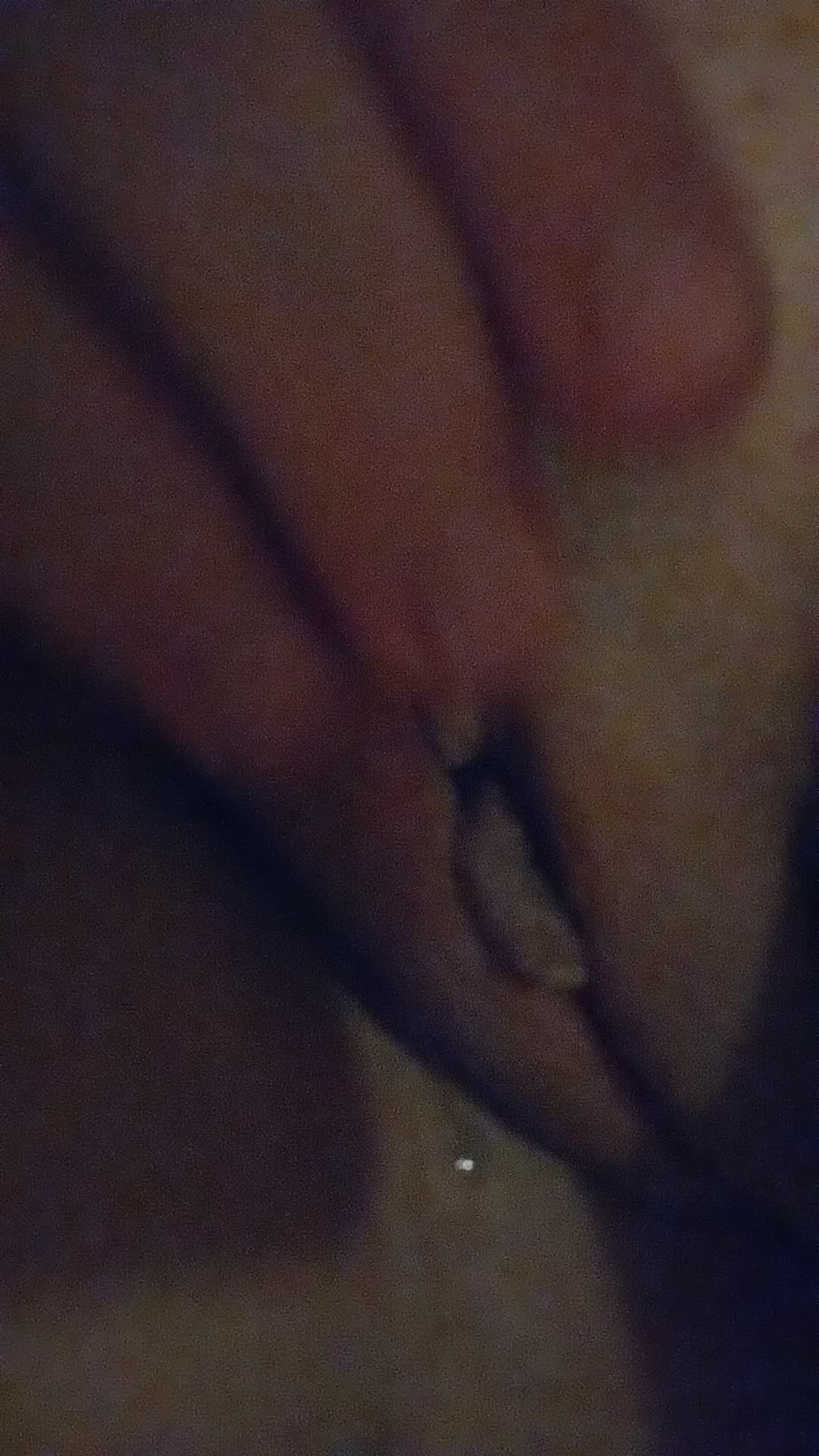A little post-ingering pussy for you all 😉