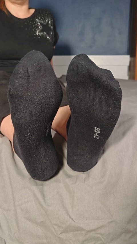 They say MILF feet taste better. I just went for a 10K run - are you sure you want to find out? 😳 [OC]