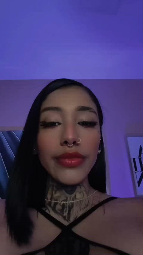 https://cams.com/BianccaLeblanc thumbnail