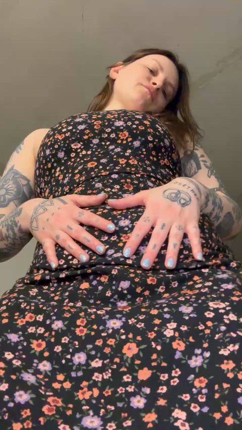 Would you lick my fupa if I sucked your dick in exchange?