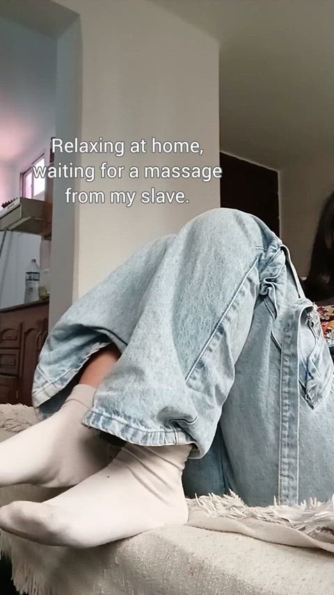Waiting for a good foot slave to take care of them. Watch how I move them slowly… are you going to be the one to massage, kiss, and adore them as they deserve? thumbnail