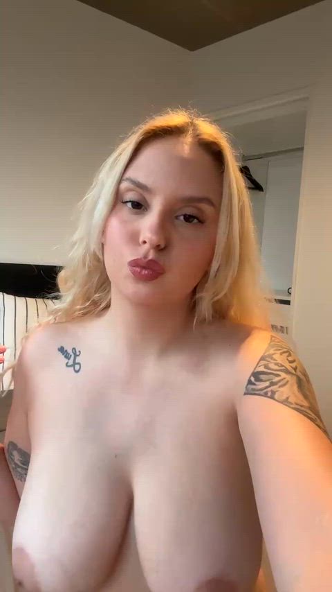 18 F first post here :)