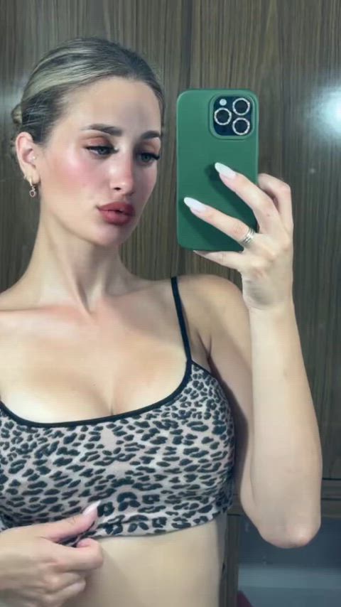 Keeping it simple and sweet 🌸