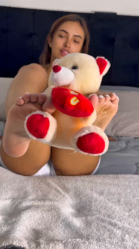 bare feet energy [oc]