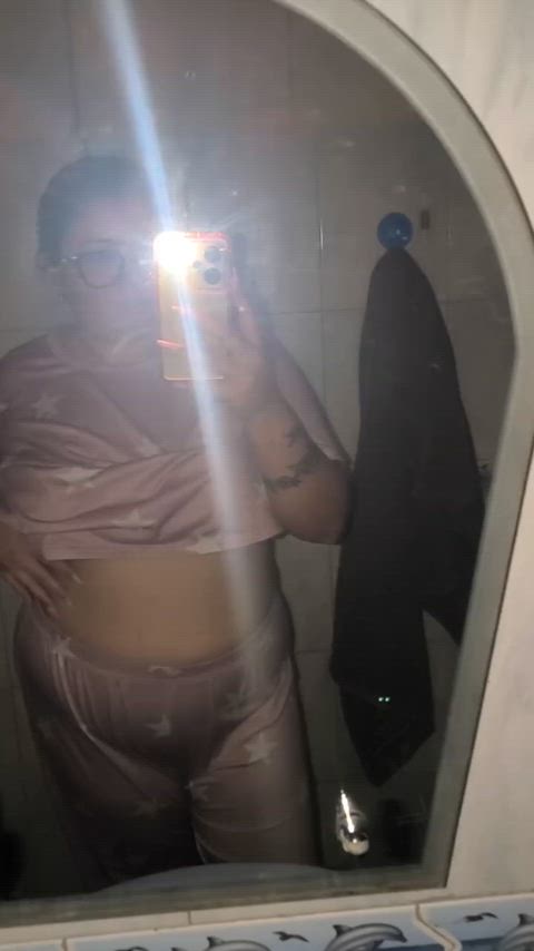 Give me a hand in the bathroom