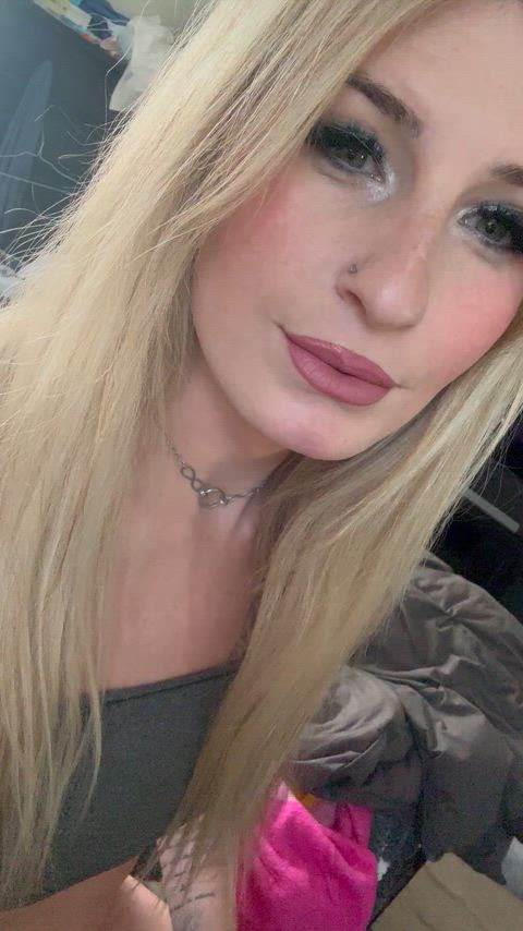 6ft tall with an 8in cock btw🙈