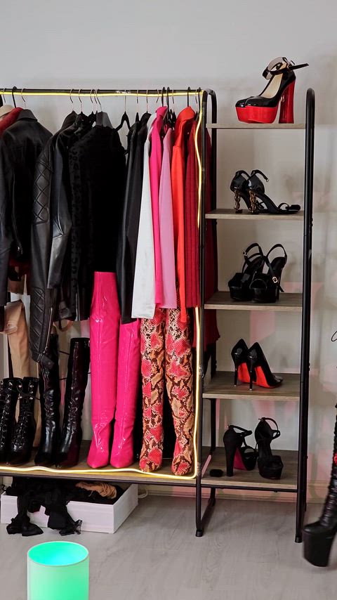 Longest boots in my collection, how do I look?