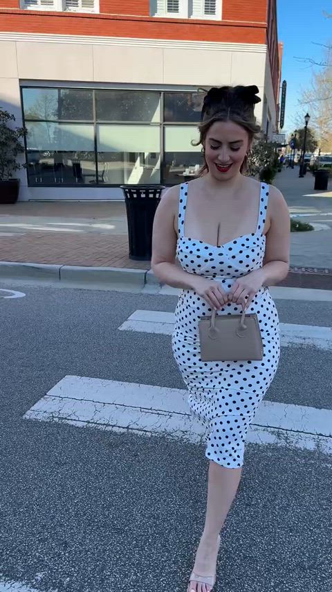 This sundress might just steal your attention