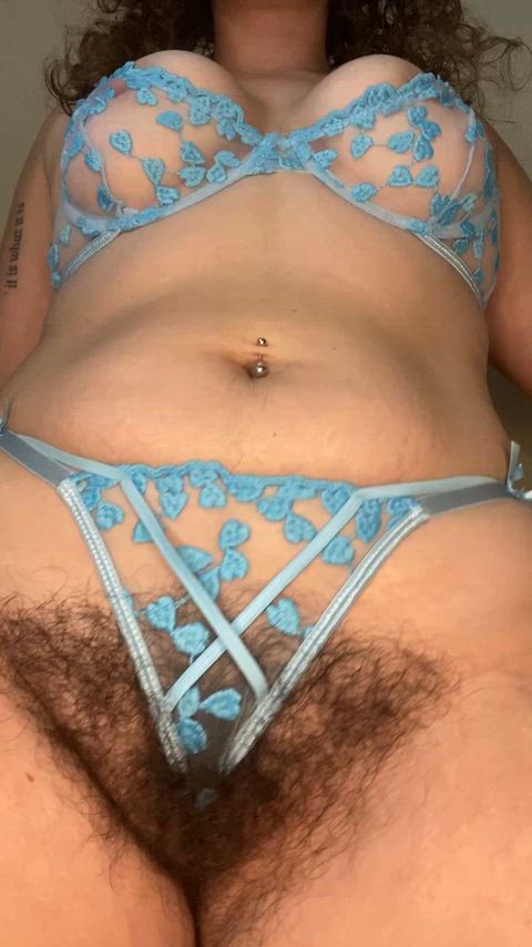 My bush looks so soft here