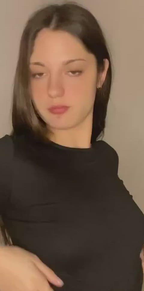 Suck on my nipples while we fuck.. it makes me cum faster