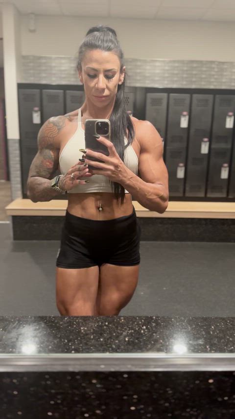 what muscle got ur attention first, baby?