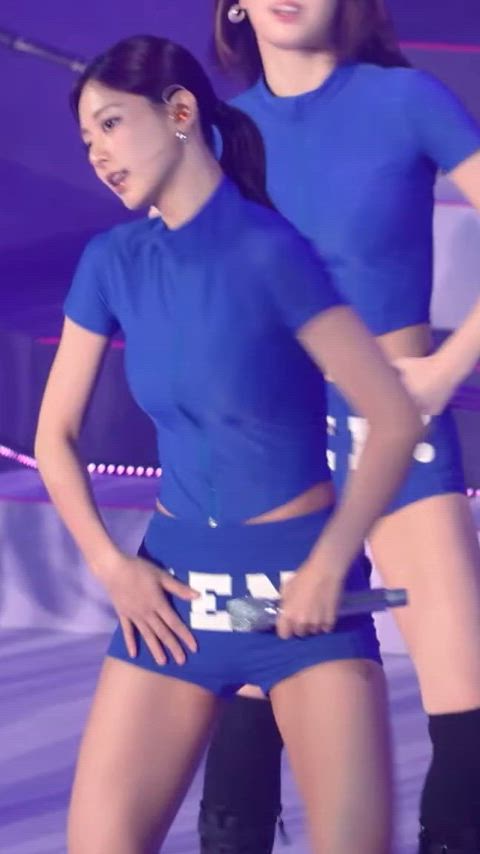 TWICE - Tzuyu