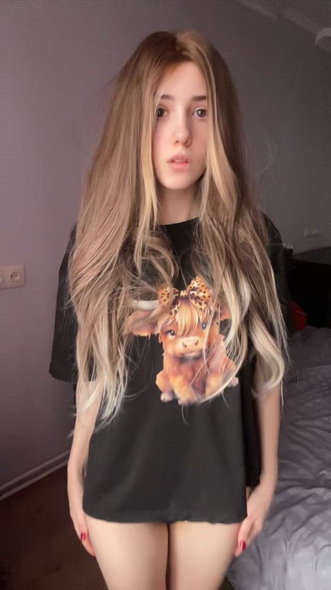 Finish this day with my naked body on your screen