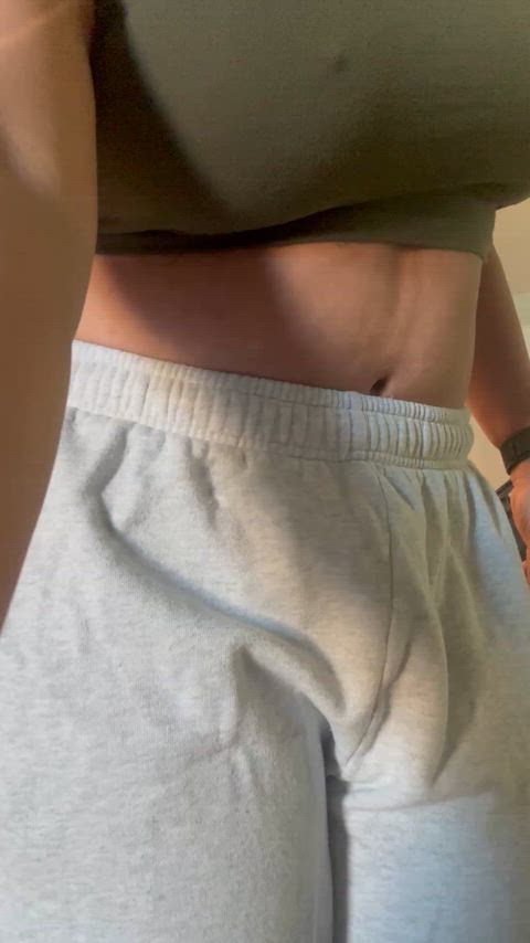 This MILF loves sweatpants season