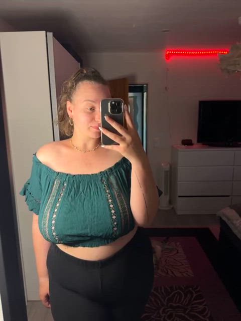 large natural titties are always a good thing