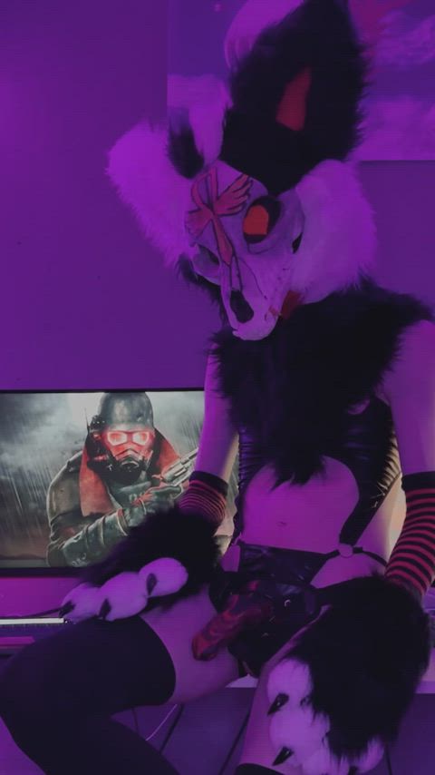 Are you ready to play with me tonight? >:3 [Avery Moon]