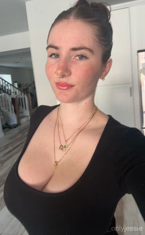 _onlyjessie - TikTok, Amateur, Teen, Brunette, Cute, Natural Tits