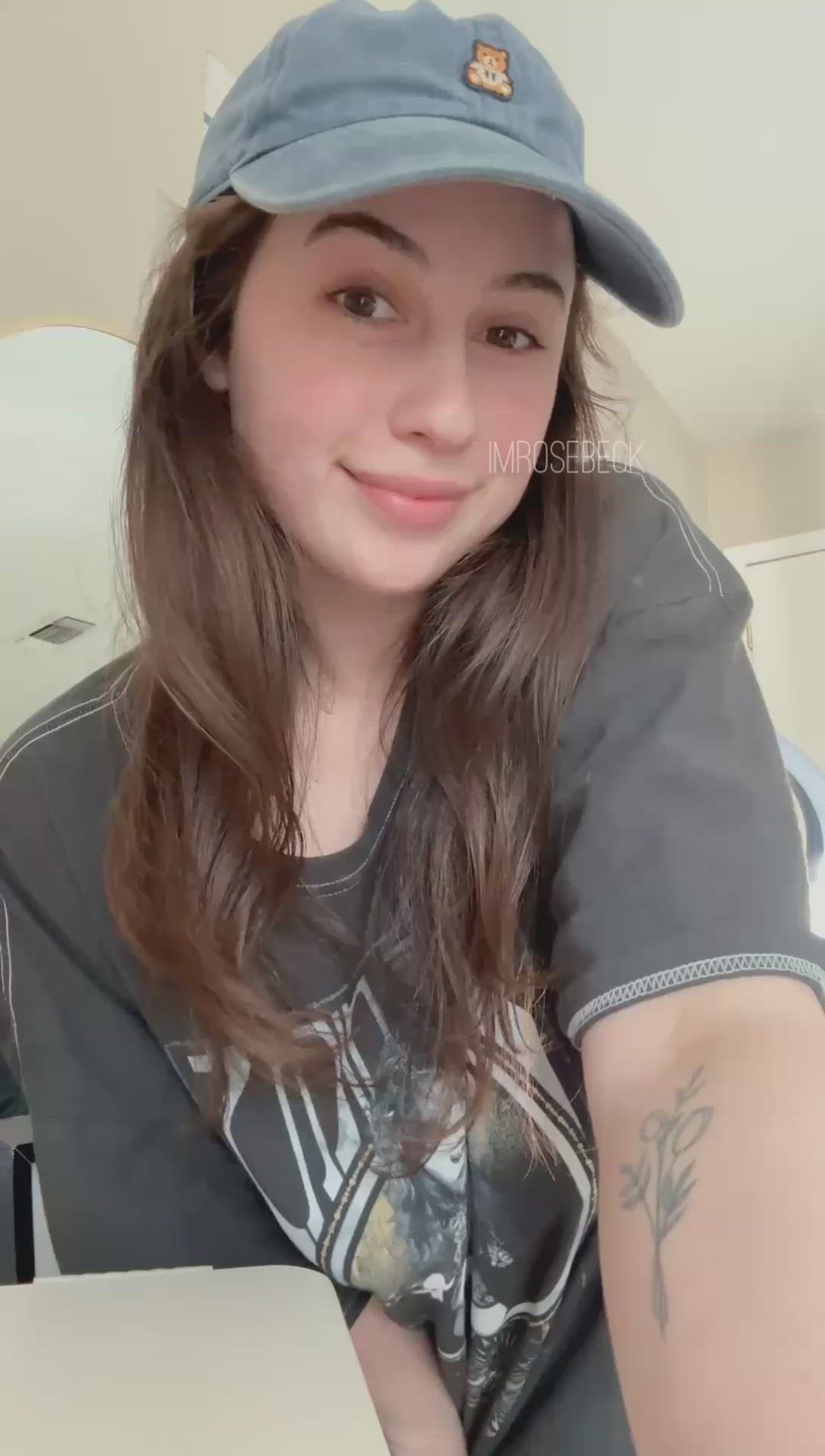 Amateur, Big Tits, Boobs, Bouncing Tits, Brunette, Curvy