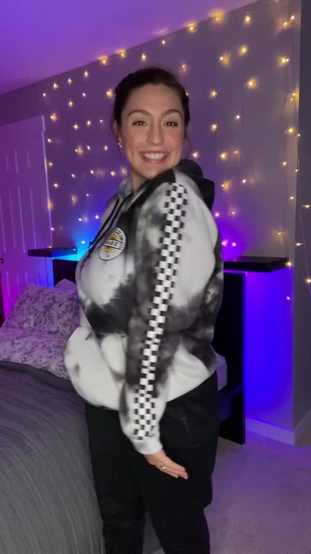 LINK XO XO NEW VIDS IN THE COMMENTS 👇👇