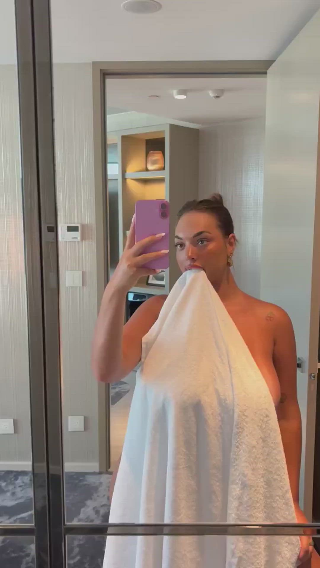 Australian, Big Ass, Big Tits, Boobs, Exhibitionist, Homemade