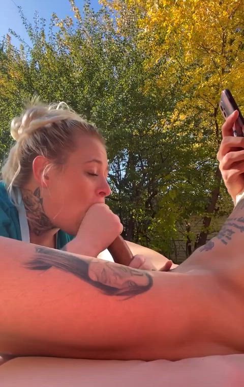 Outdoor blowjob 👅