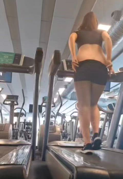 Amateur Ass Big Ass Brunette Exhibitionism Exhibitionist Flashing Gym Pawg Public Porn GIF by populardick