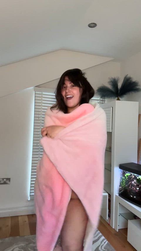 Huge natural tits reveal for u