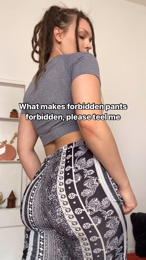 Ass Ass Shaking Big Ass Huge Ass Phat Ass SlimThick Yoga Yoga Pants Porn GIF by ellak_